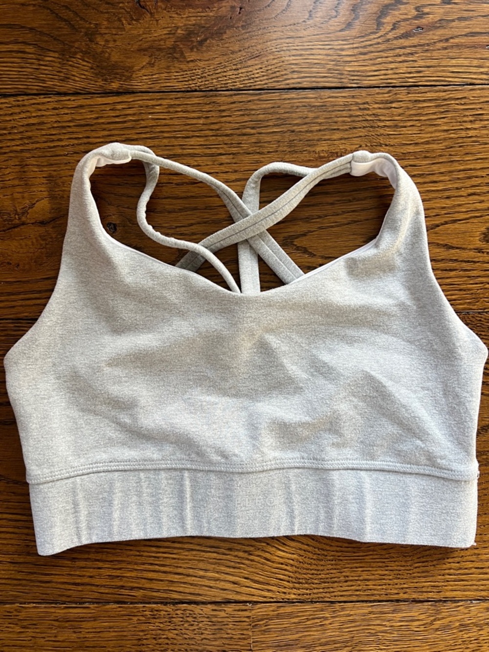 FLEO Long-line, Light Gray Crisscross Sports Bra